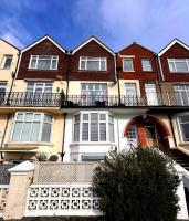 Seaview 2 bedroom apartment - Ferienwohnung