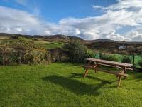 B&B Gleann Cholm Cille - An Teach Beag Glencolmcille, little home from home - Bed and Breakfast Gleann Cholm Cille