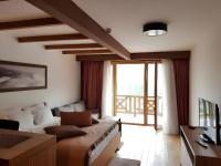 Apartment with Partial Mountain View (B229)