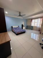 DOUBLE EE HOMESTAY 6 cars parking place 12pax - Chambres d'hôtes Sitiawan