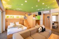 Superior Room (6 Adults) - Zoo Theme