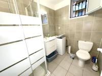 Bastia F1 type loft plein centre, calme, clim, refait à neuf et à 200m du port - B&B Bastia