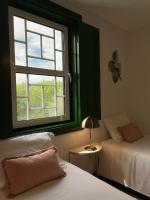 Familienzimmer mit Bergblick