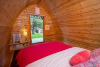 Camera Matrimoniale con Vista Giardino