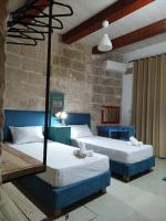 Zweibettzimmer mit Terrasse