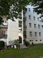 Urban Zenhouse No 2-Breakfast Optional - Ferienwohnung Bratislava