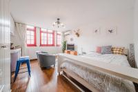 Shanghai Hills&XING 302 Homestay Near Mid Huaihai Rd and Metro Line 1&13 - B&B