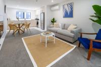 Greek Island Inspired 2 Bed room 1 Bath Townhouse - B&B Christchurch