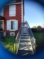 LE REFUGE PYRENEEN - Climatisation Parking WIFi Espace de Travail - NEUF- Très belle Vue sur les Pyrénées - 2 lits - OFFRE SPECIALE - Chambres d'hôtes Assat