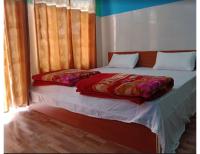 B&B Pāndukeshwar - Hotel Nature Nest Inn, Govindghat - Bed and Breakfast Pāndukeshwar
