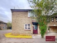 Bracknell - 1 Bedroom House - With Parking - B&B