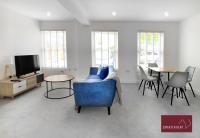 Eton, Windsor - 1 Bedroom Ground Floor Apartment - With Parking - B&B Eton