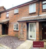 2 Bed House with Garden, Woking - B&B