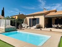 B&B Six-Fours-les-Plages - Superbe villa piscine Climatisation - Bed and Breakfast Six-Fours-les-Plages