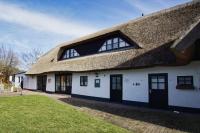 nah am Meer, ruhige Lage, gratis Nutzung vom AHOI Erlebnisbad und Sauna in Sellin - Haus Büdnerstube FeWo 5 - Chambres d'hôtes Middelhagen