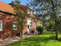 B&B Weener - Ferienhaus Kleine Auszeit 25510 - Bed and Breakfast Weener