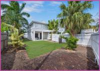 Sturges Street 22 - Unit 2 - B&B