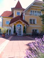 Apartment mit Terrasse