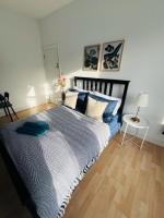 B&B London - Stay and Explore Easy Central London Access via Jubilee Line - Bed and Breakfast London