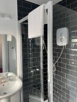 Eenpersoonskamer met Badkamer