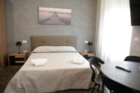 Monolocale con Divano-Letto