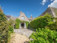 B&B Corfe - 3 Bed in Corfe Castle DC084 - Bed and Breakfast Corfe