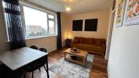 Cozy 2 Bedroom Apartment close to Town Centre - B&B