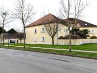 Les vergers de Serris, 6 personnes, 2 PK privés, balcon, lit bébé - Chambres d’hôtes