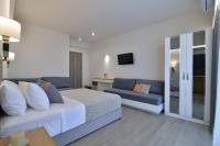 Kamer met Kingsize Bed en Uitzicht op de Bergen