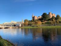 Crown àros beag, Ultra City Central 2 bedroom apartment with free parking onsite - B&B Inverness