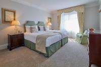 Luxury Three Bedroom Apartment