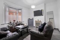 B&B Birmingham - Stunning 5Bed House in Birmingham contractors also - Bed and Breakfast Birmingham