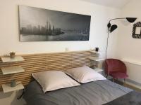 Chambre confortable avec une entrée indépendante - Parking & accès Lille facile - B&B Marcq-en-Barœul