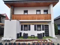 Nyírfa Apartmanház - B&B
