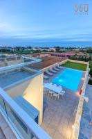 B&B Kalkara - LUX Villa with Private Pool, BBQ & Rooftop Oasis by 360 Estates - Bed and Breakfast Kalkara