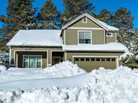 The Rock Trail House+Renovated+Modern+Fireplace+EV+Nice Yard - B&B Flagstaff