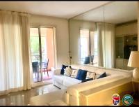 B&B Monte_Carlo - Monaco F1 Port de Fontvieille refined apartment overlooking the garden, with pool access, 10 min from GP - Bed and Breakfast Monte_Carlo