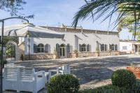 Villa dell'Amicizia, Idylic Italian garden retreat with heated pool - B&B