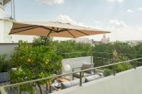 Marvelous Park View - Big Terrace - 2BDR - Bed and Breakfast Boekarest
