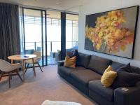 B&B Redcliffe - Mon Komo Seaview Privately Owned Apartment - Bed and Breakfast Redcliffe