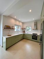 Haroupia Hillside Villa - Ferienwohnung