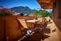Two-Bedroom Apartment with Mountain View