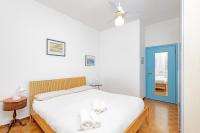 B&B Milán - Spacious apt near Linate airport - 1 min M4 Metro - Bed and Breakfast Milán