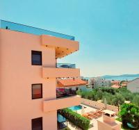 Garden Hill Apartment - Bed and Breakfast Sveti Filip i Jakov