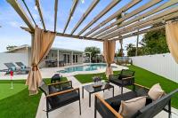 Paradise Villa! Heated Pool, Game Room, Beach near! - B&B
