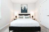 CozySuites Music Row Stunning 2BR -free parking 05 - Ferienwohnung