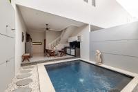 Townhouse Villa Canggu - Bed and Breakfast Canggu