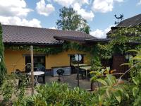 Gemütliche Ferienwohnung im schönen Erzgebirge - Wohnung Frühling - B&B Eibenstock