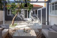 Lovely little house with private garden in Paris - Ferienwohnung