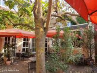 Weingut Weinstube Weinhotel Wolf - Bed and Breakfast Harxheim